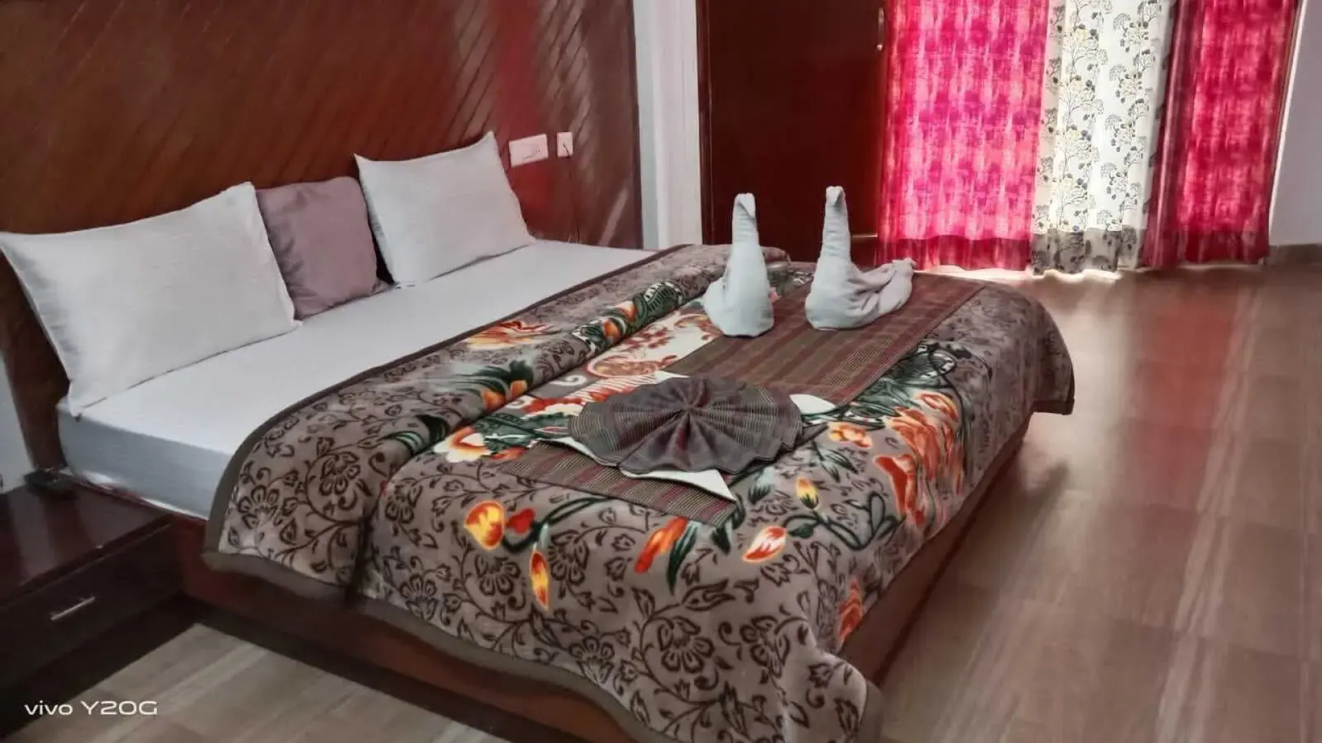 Montrose 11 Boutique