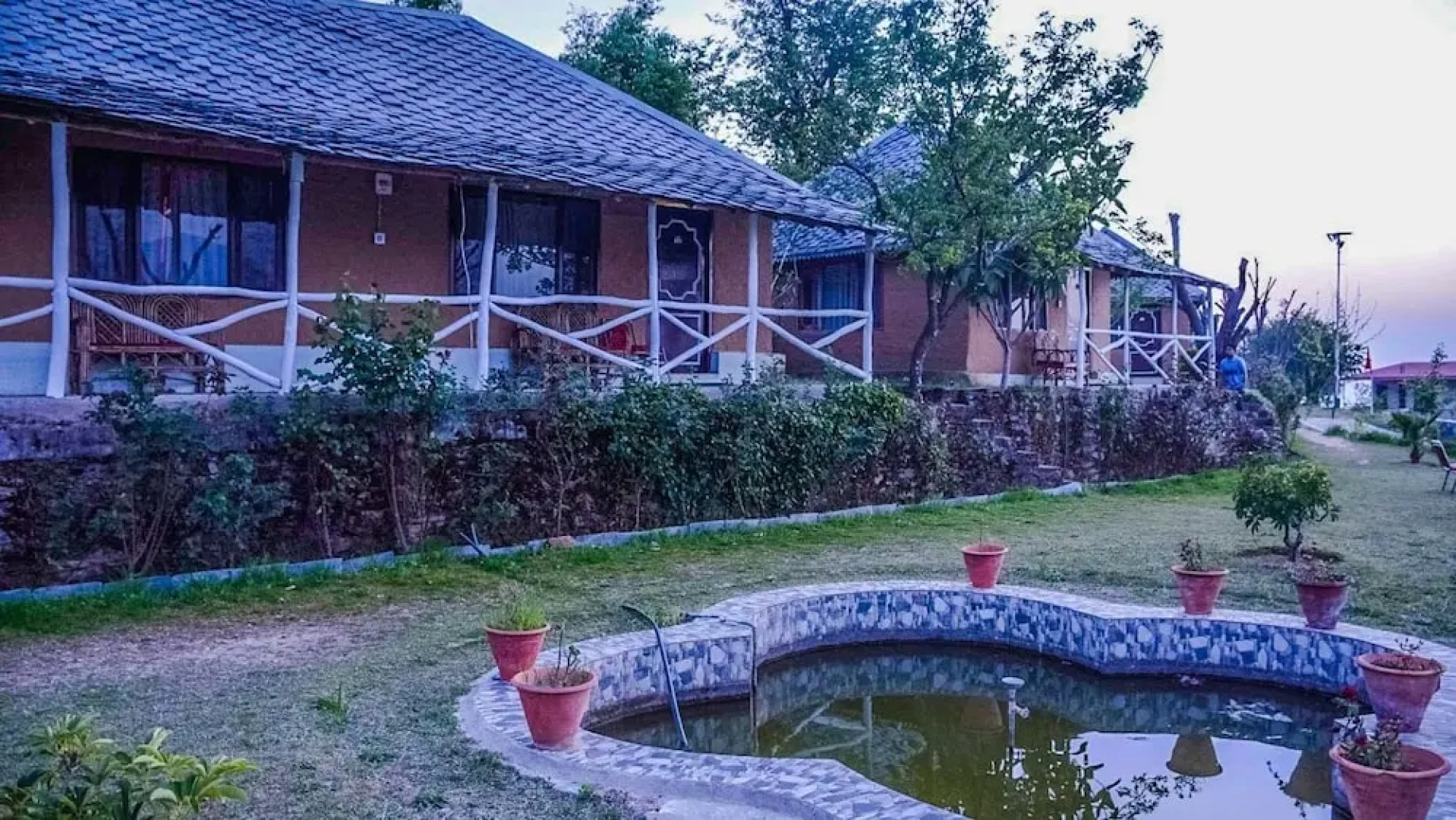 V Resorts Vatika Shoghi