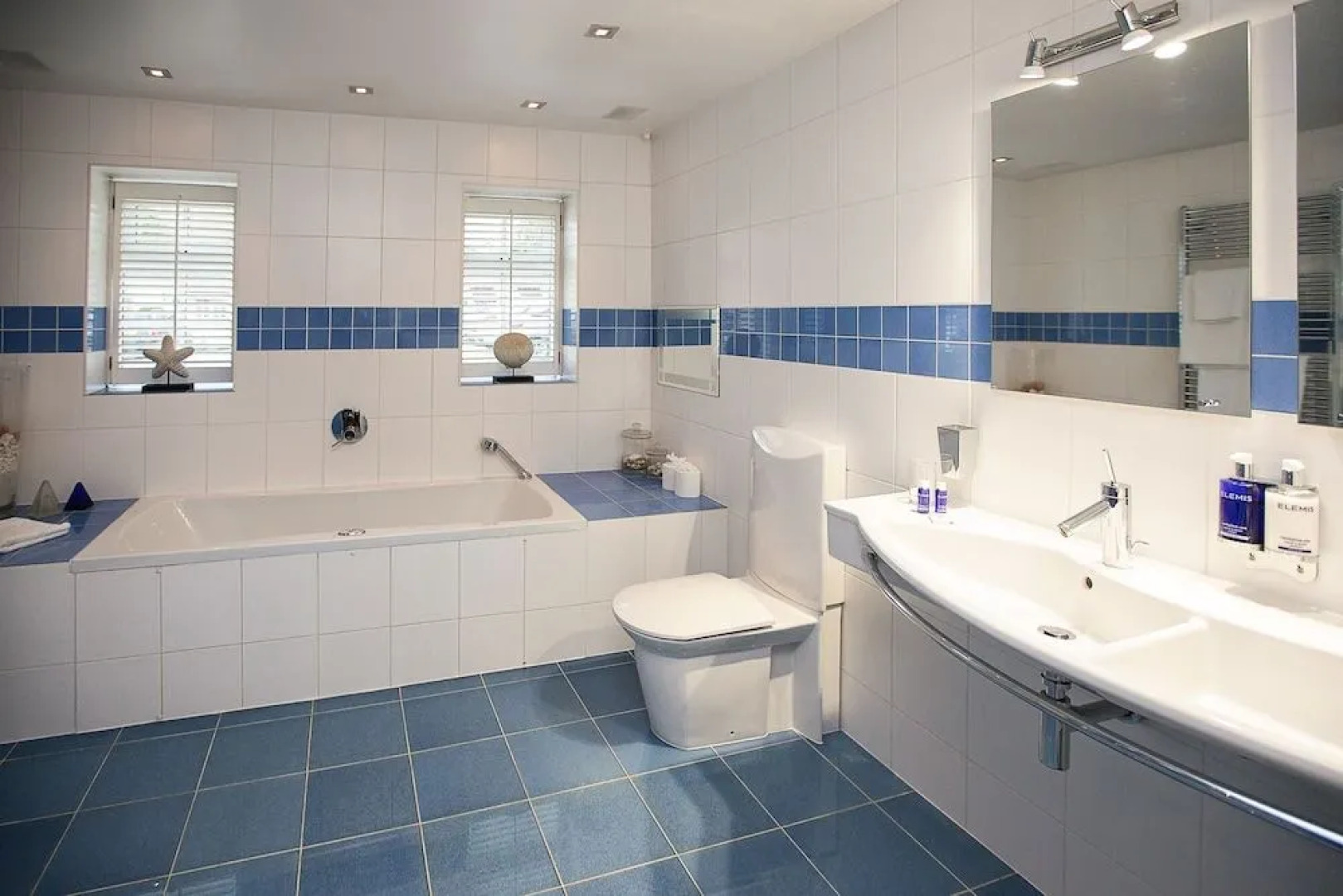 Lord Bute Hotel & Restaurant