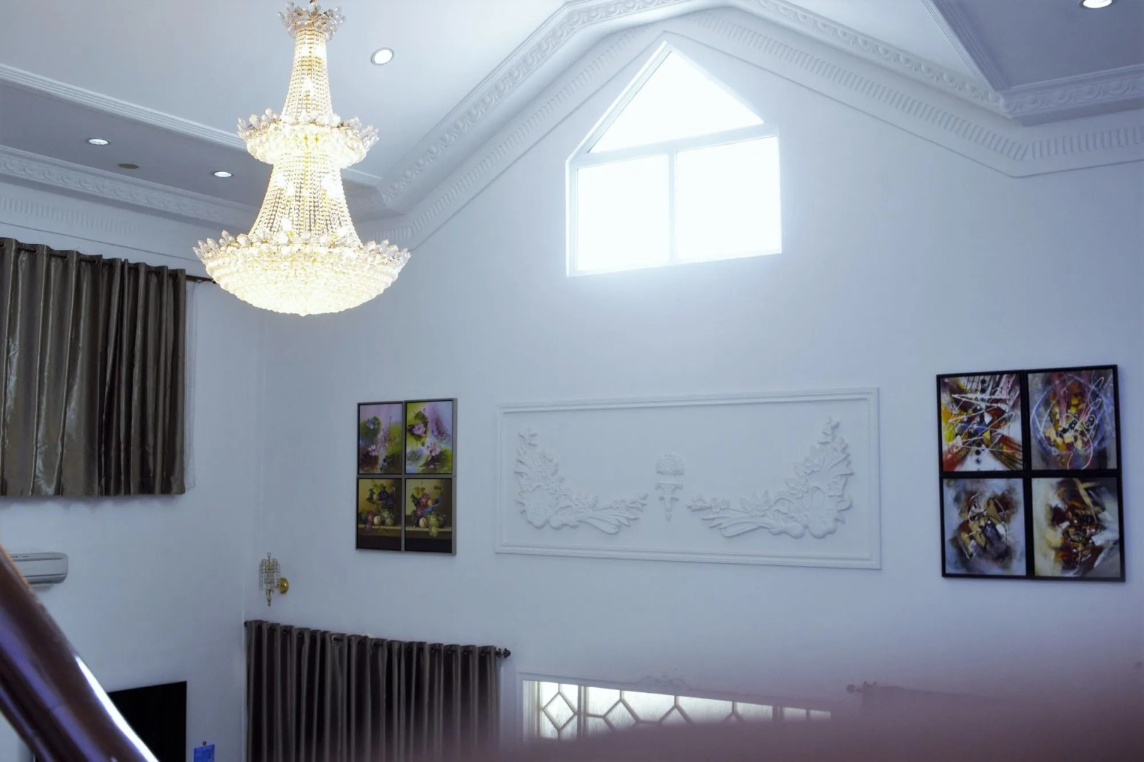 Kingsbridge Royale Hotel