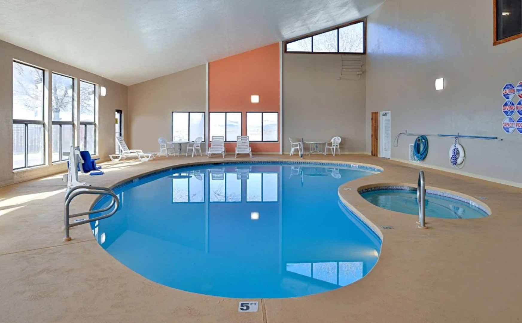 Wingate by Wyndham Beaver I-15