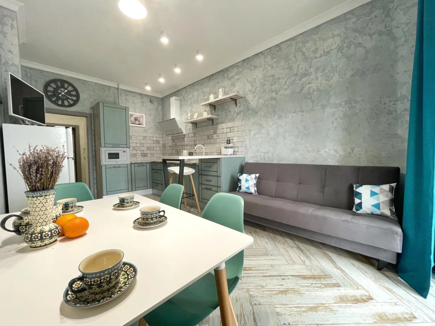 Апартаменты на Профессора Севастьянова 22а