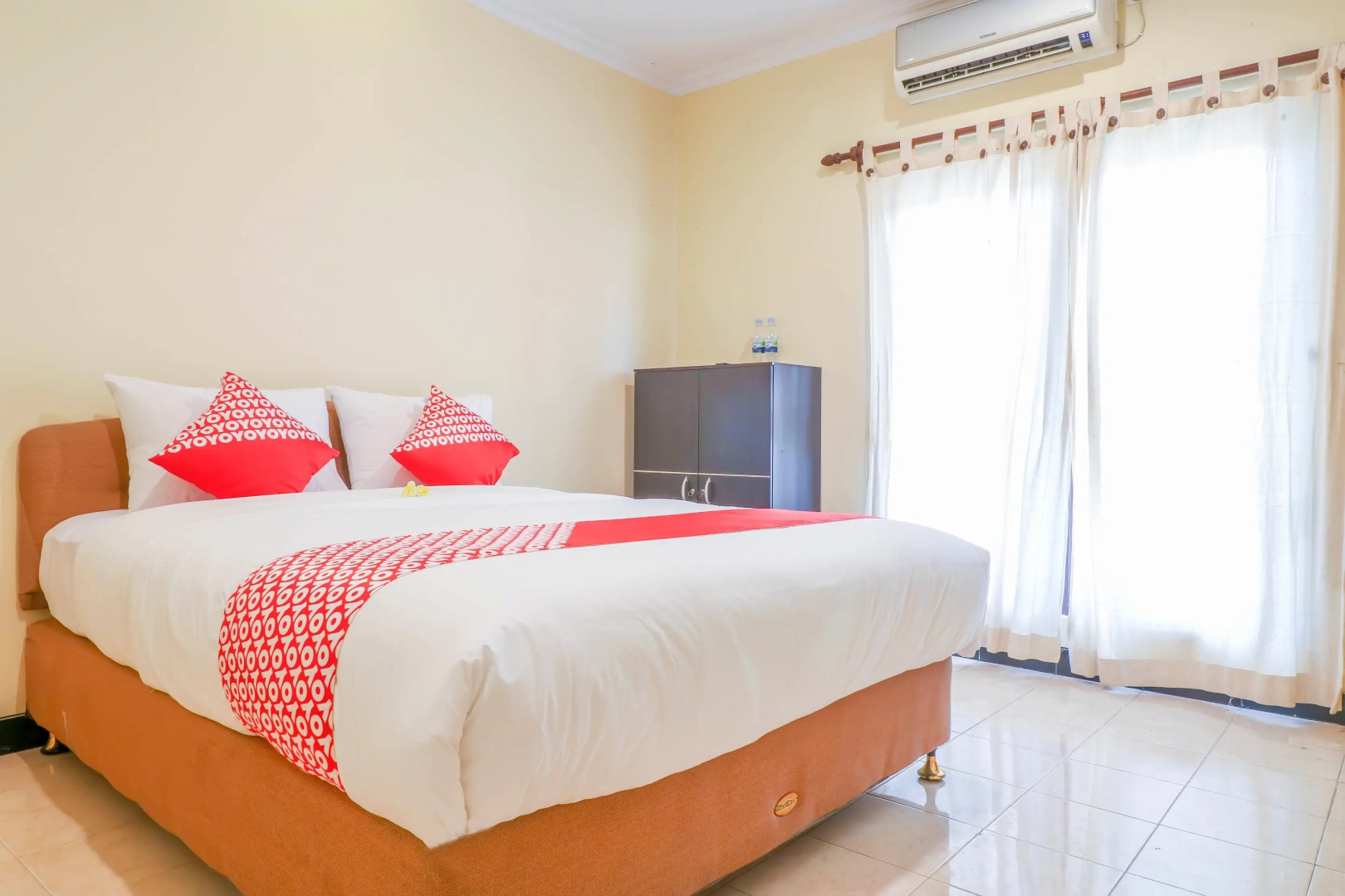 Super OYO 1654 Maha Bharata Kuta Inn