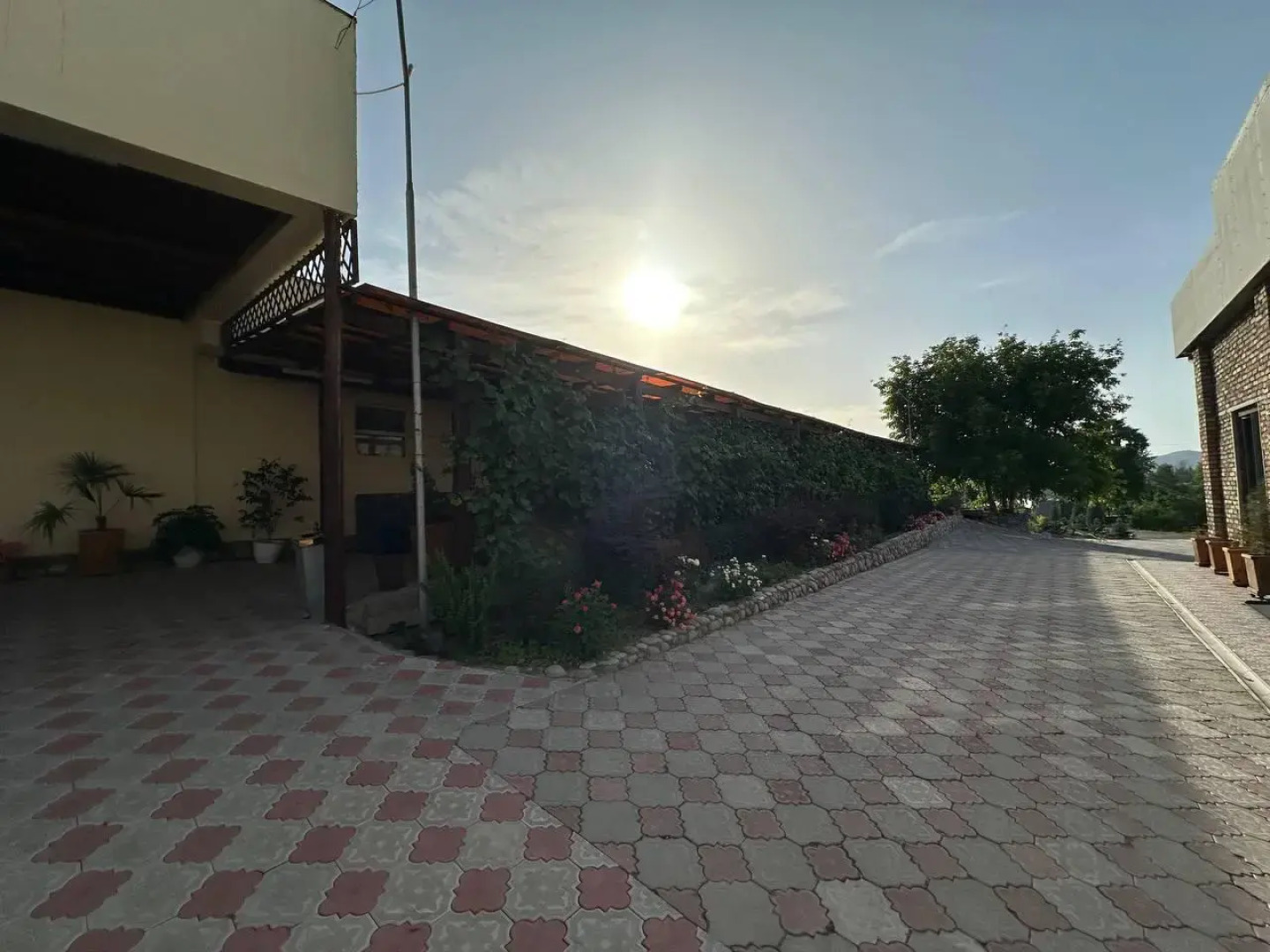 Sultan Kyzyl-Kia (Султан Кызыл-Кия)