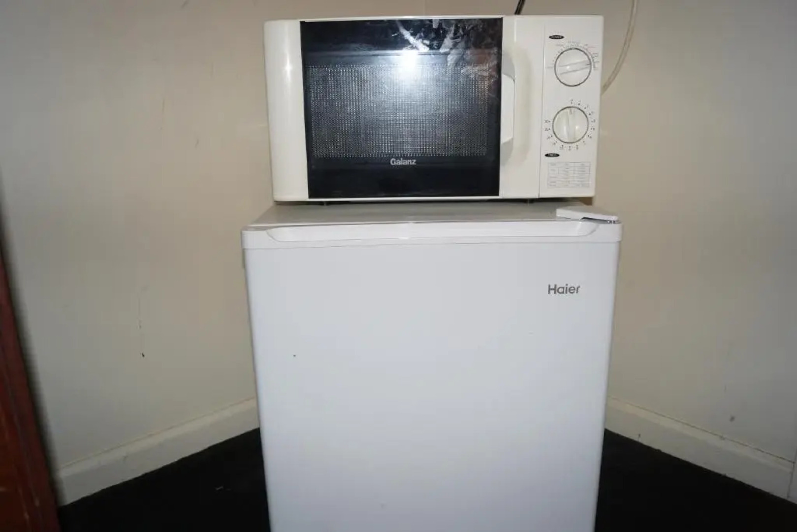 Country Squire Inn & Suites