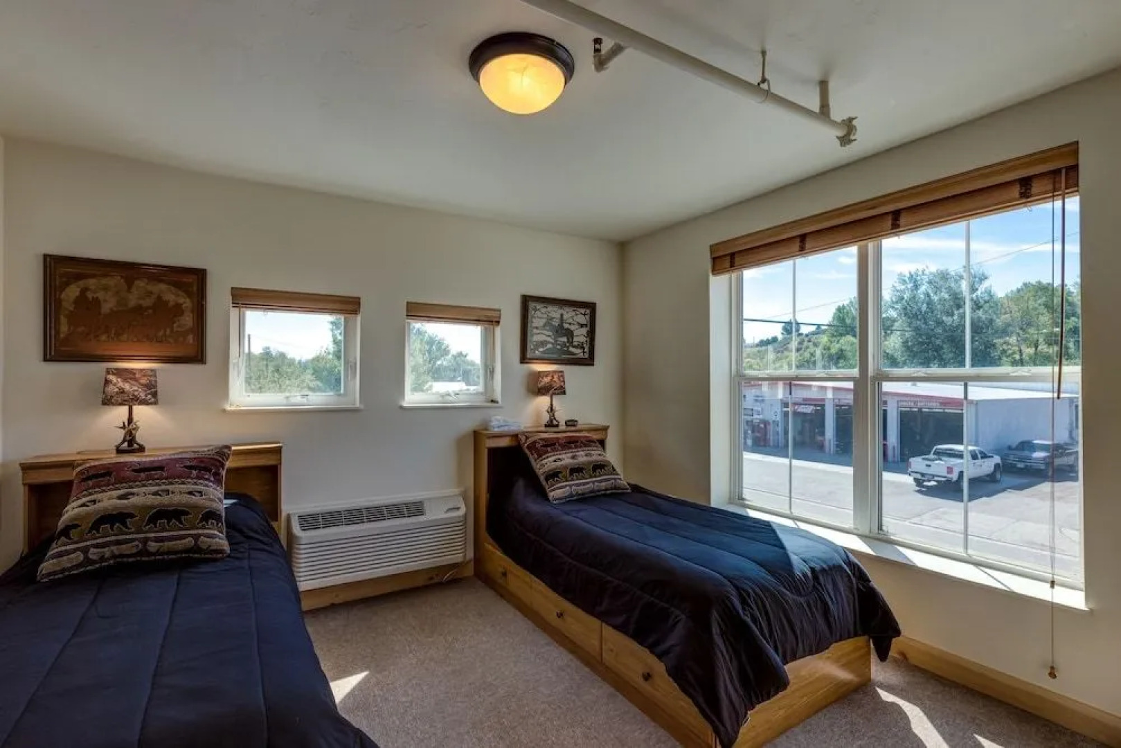 HiWay 40 Grill and Lodge