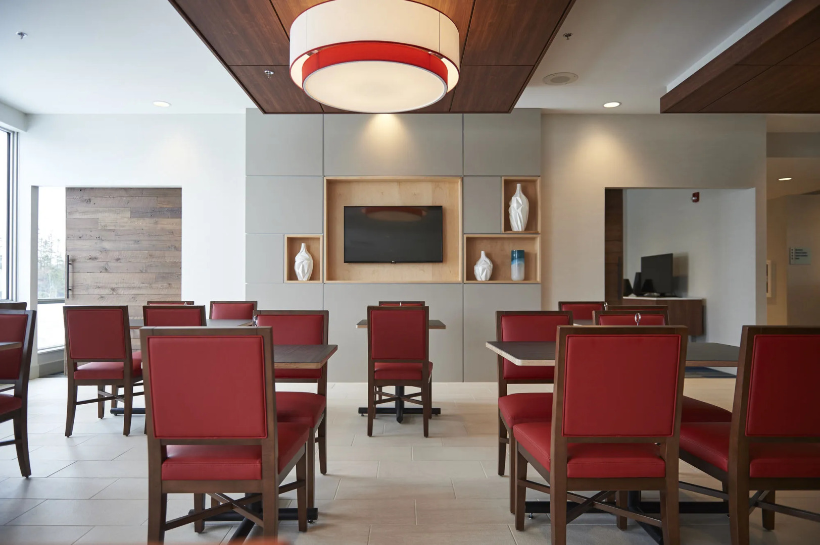 Holiday Inn Express & Suites St John's Airport by IHG