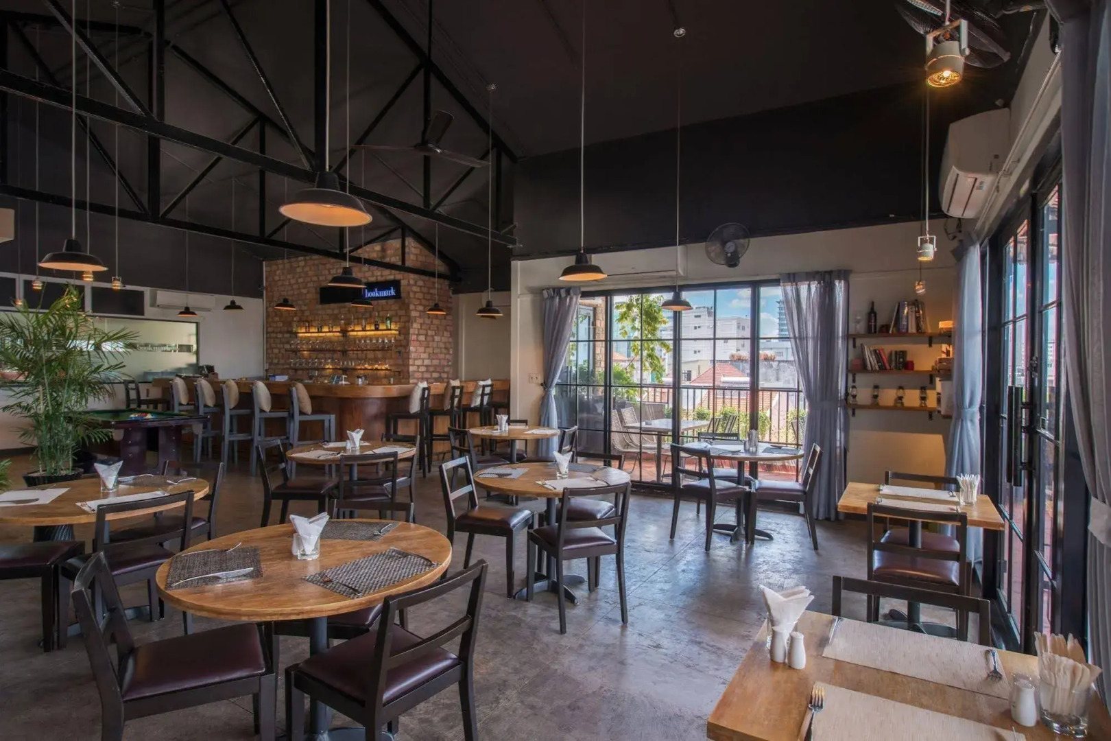 The Alcove Library Hotel