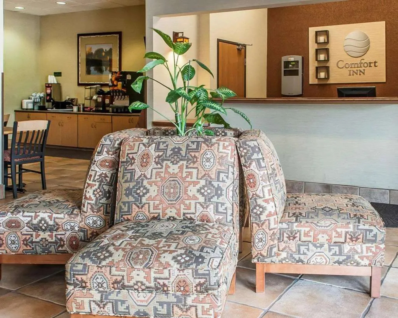 Comfort Inn & Suites Midtown