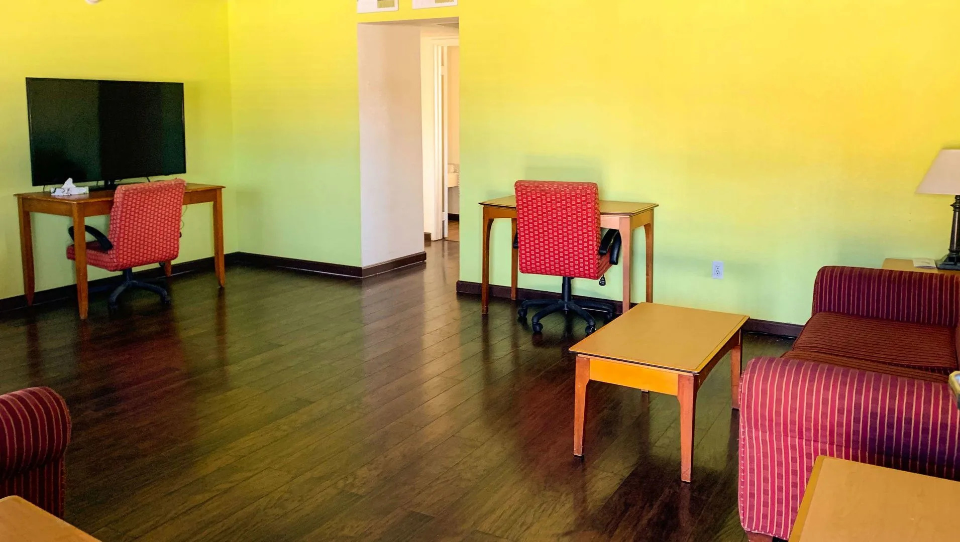 Anchorage Inn Lakeport