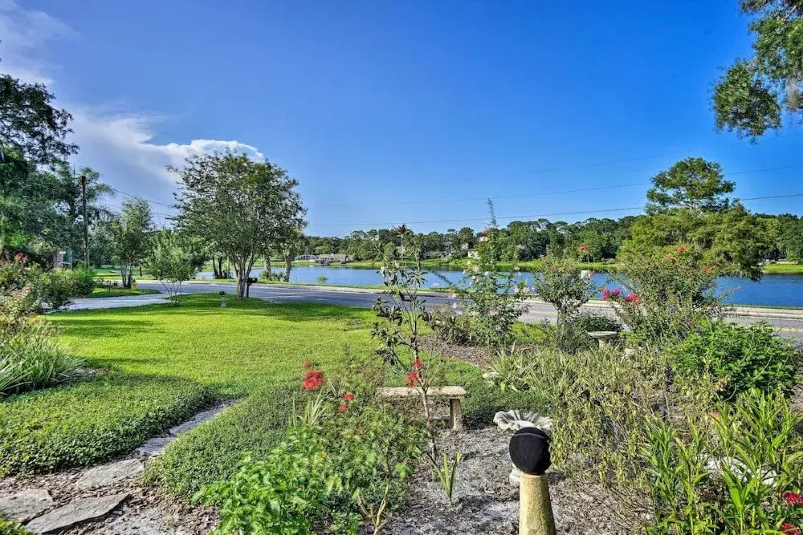 Lake Marion Apt w/ Canoe in Altamonte Springs!