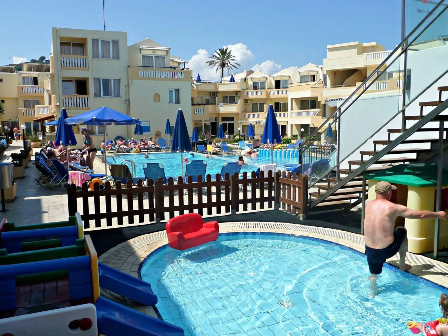 Отель Menia Beach