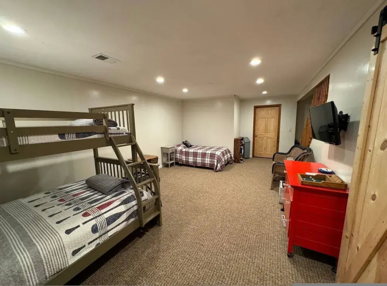 Lakeside Getaway pet Friendly