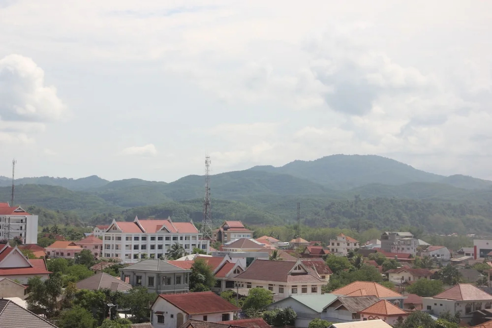 Royal Hotel Luang Namtha ' Huang Ching'