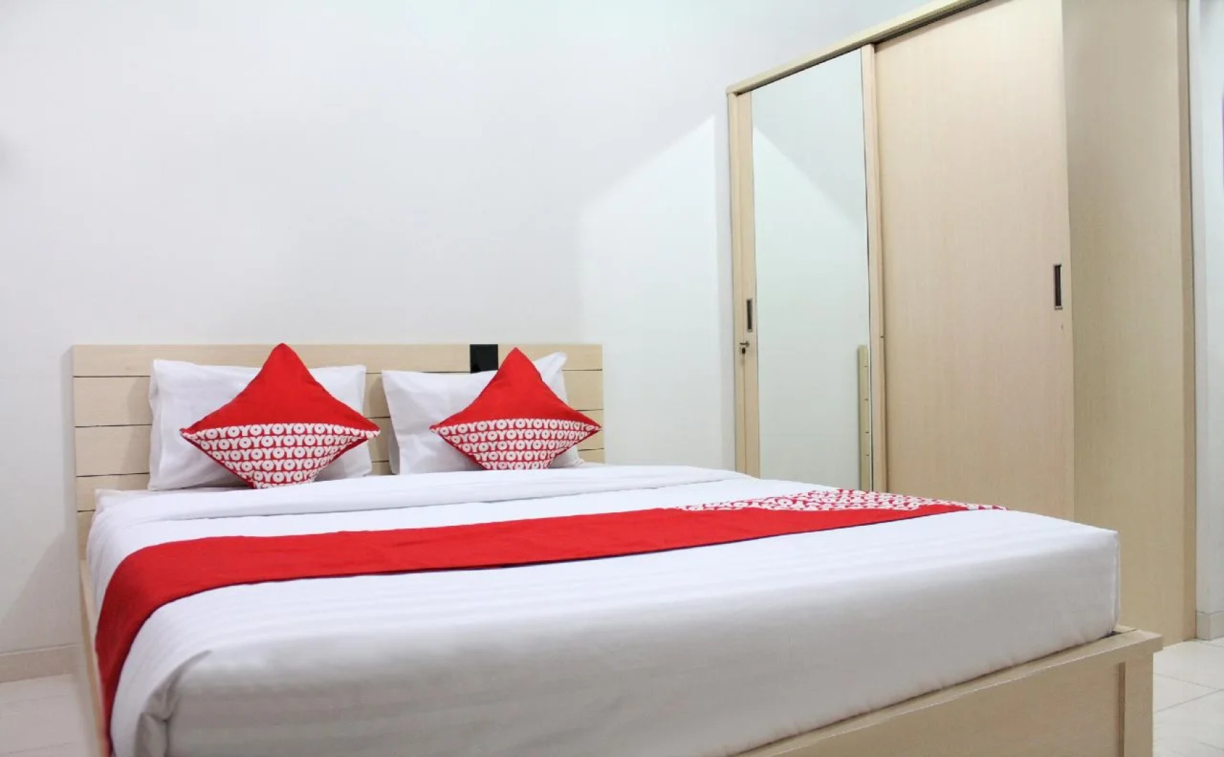 OYO 266 Margonda Residence 5