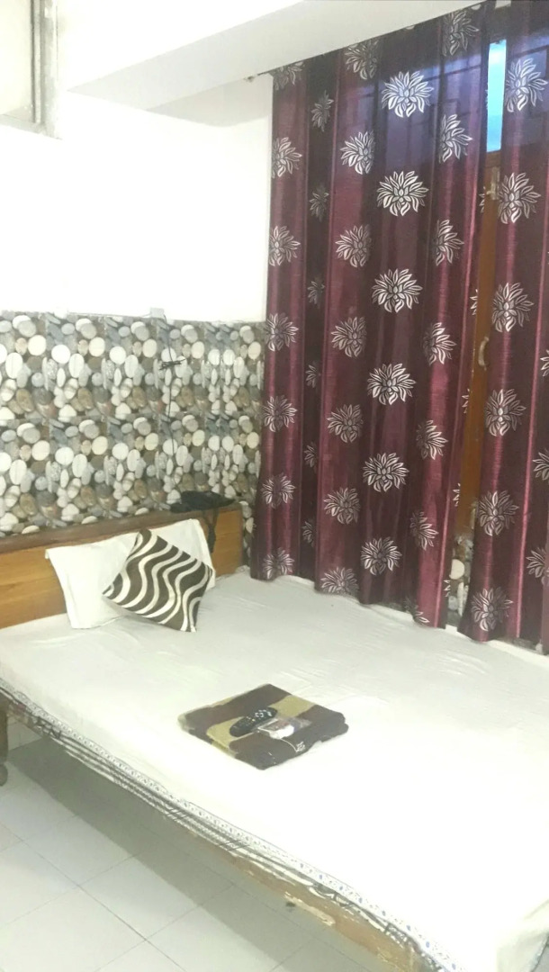 Rajdhani guest house