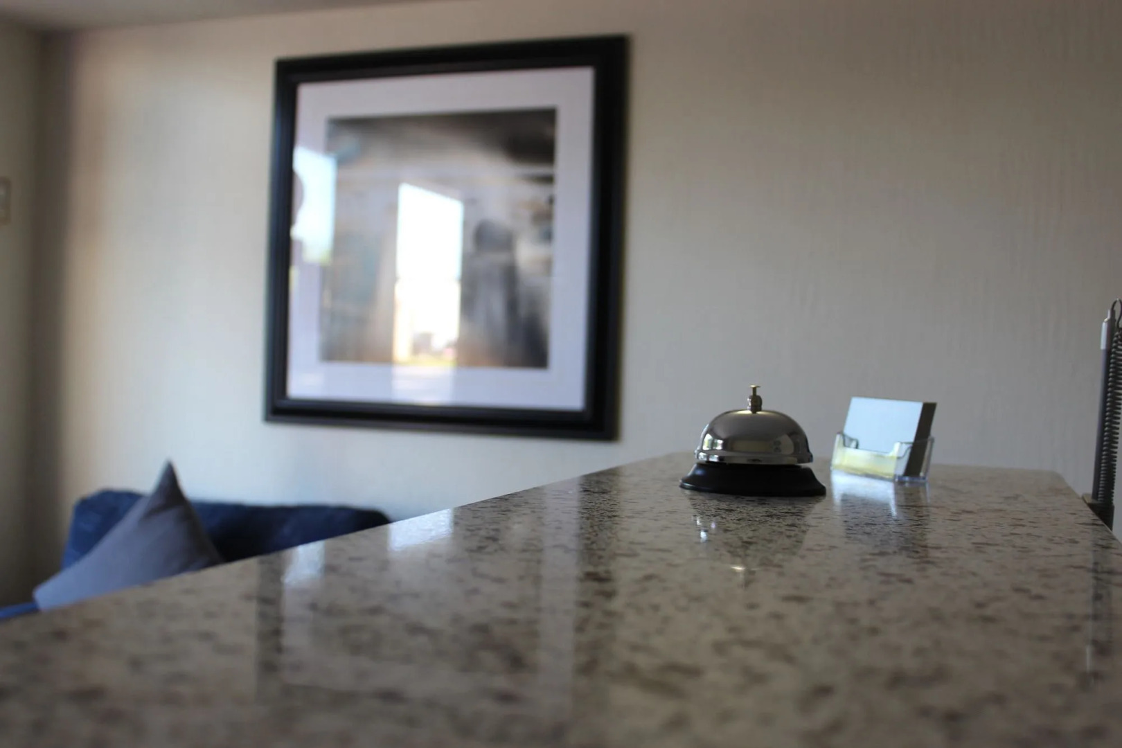 Wharncliffe Suites Motel