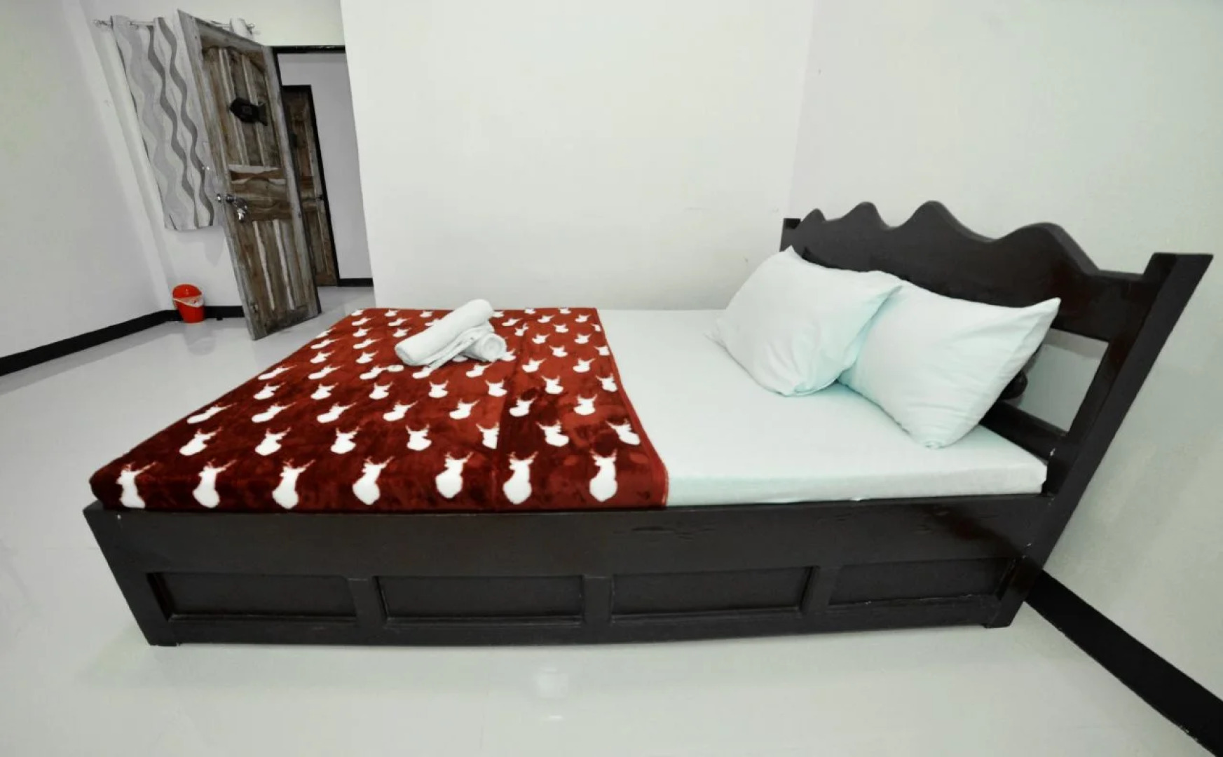 Sunrise Garden Lake Resort