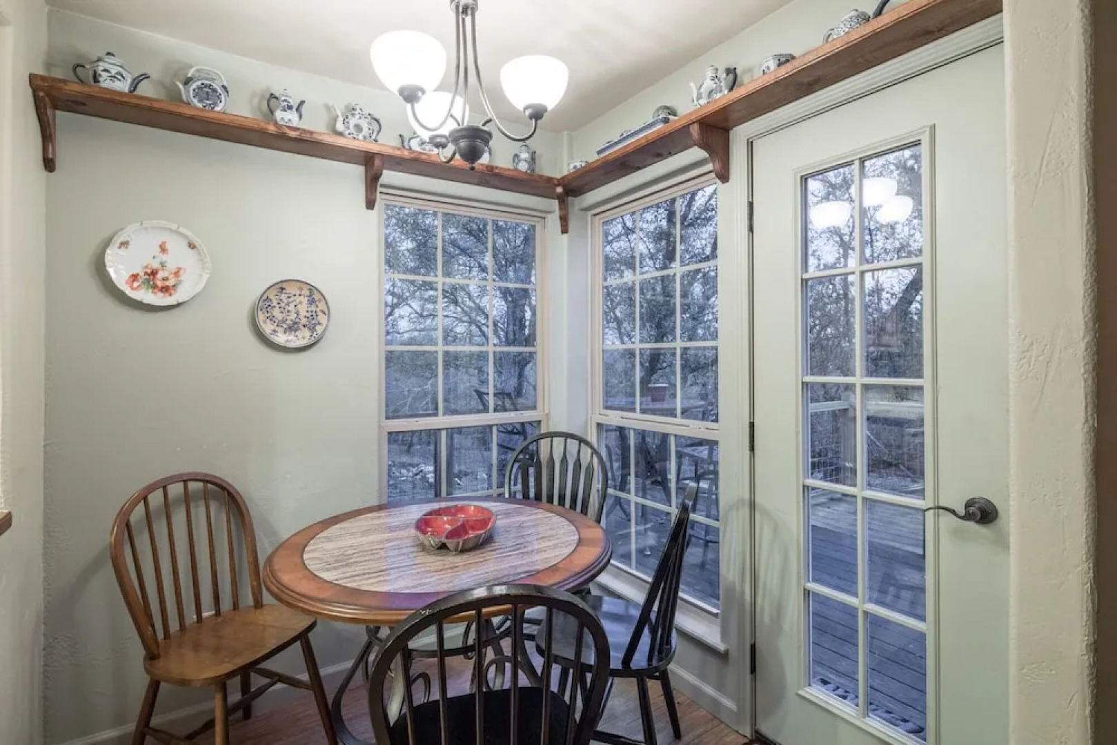 Little Rock 'N' Woodv 2 Bedrooms 2 Bathrooms Home