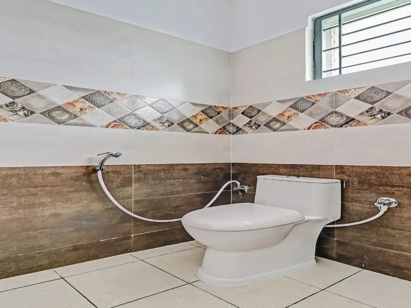 Oyo 48950 Vaishali Residency