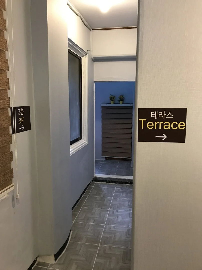 24 Guesthouse Jongno Tower