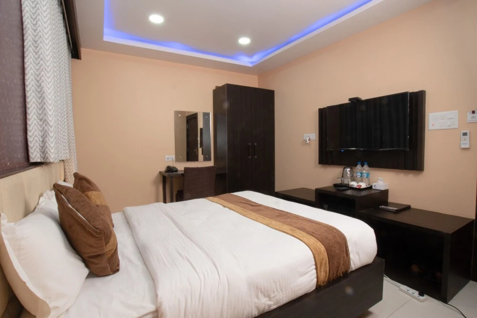 OYO 311 Annapurna Hotel