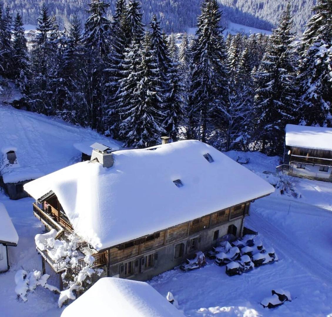 Apartment with 5 Bedrooms in Montriond, with Wonderful Mountain View, Furnished Garden And Wifi - 7 Km From the Slopes