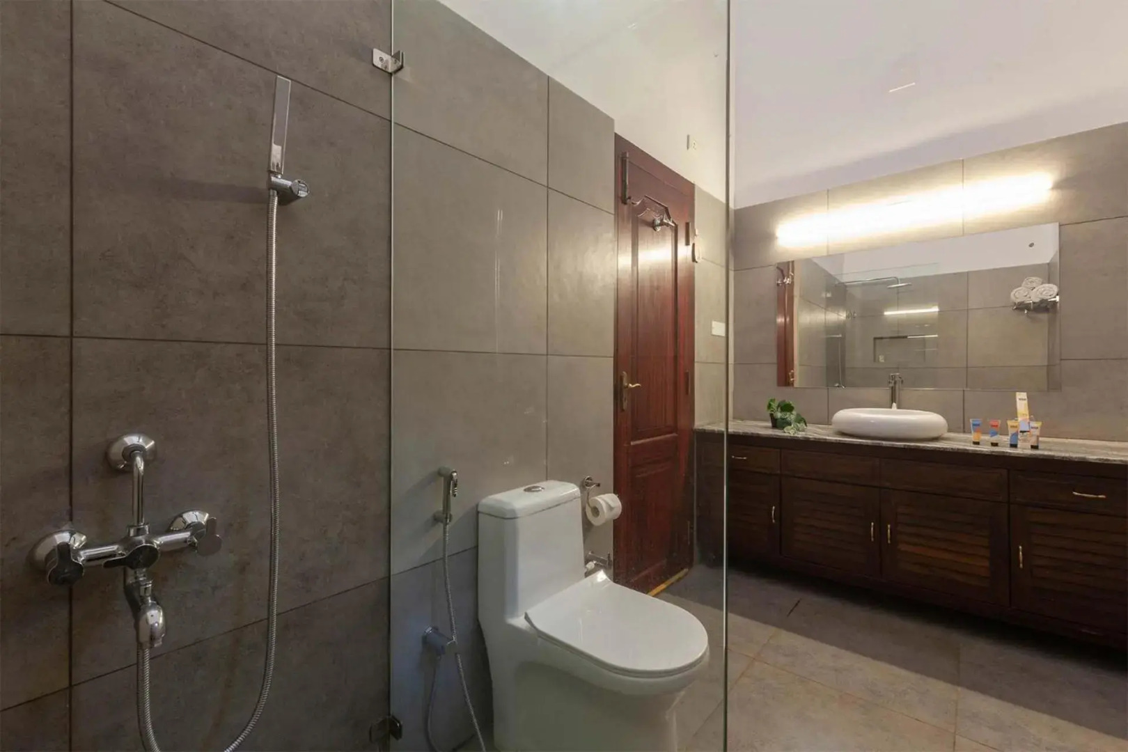 StayVista at Crystal Homestay