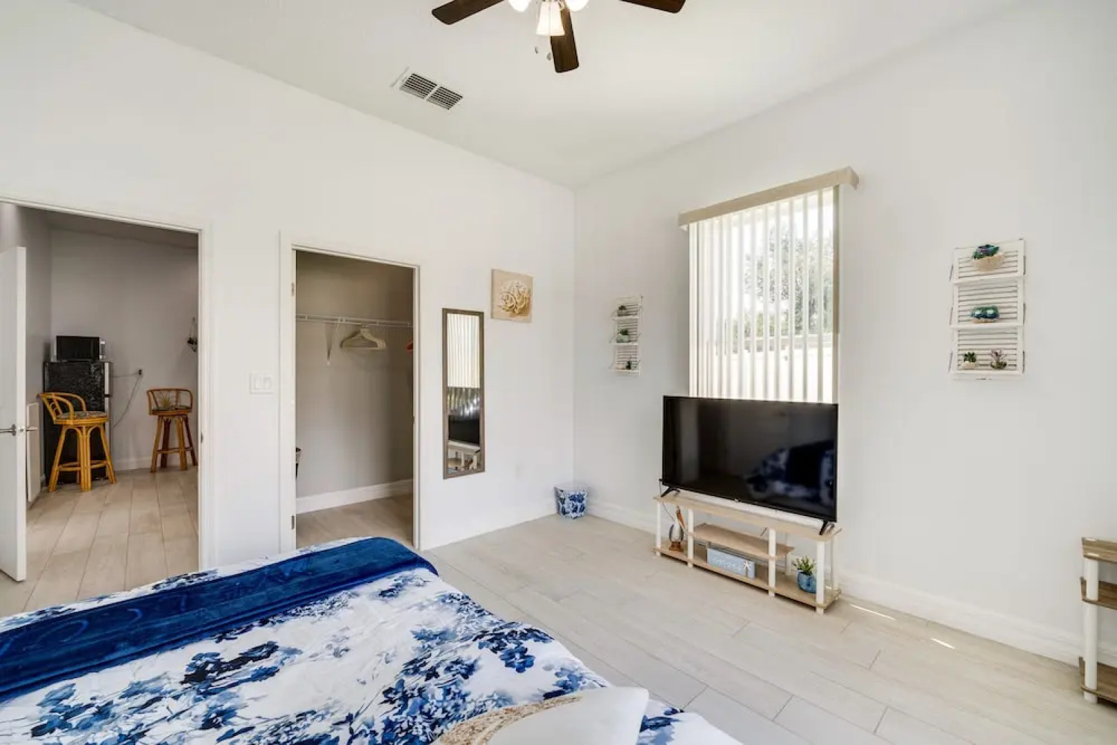 3 Mi to Lakefront Beach: St Cloud Apt