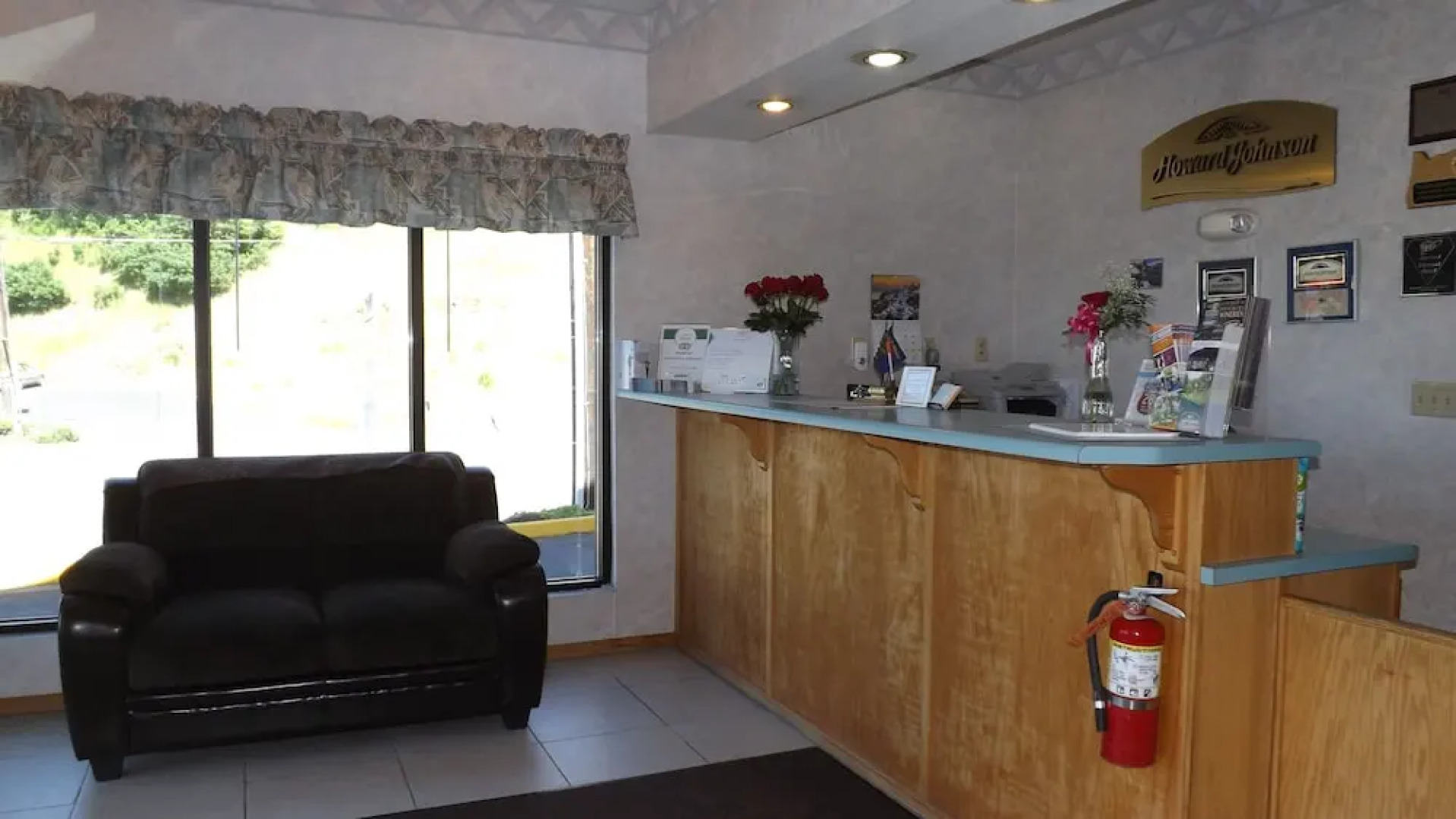 Howard Johnson Express Inn - Roseburg