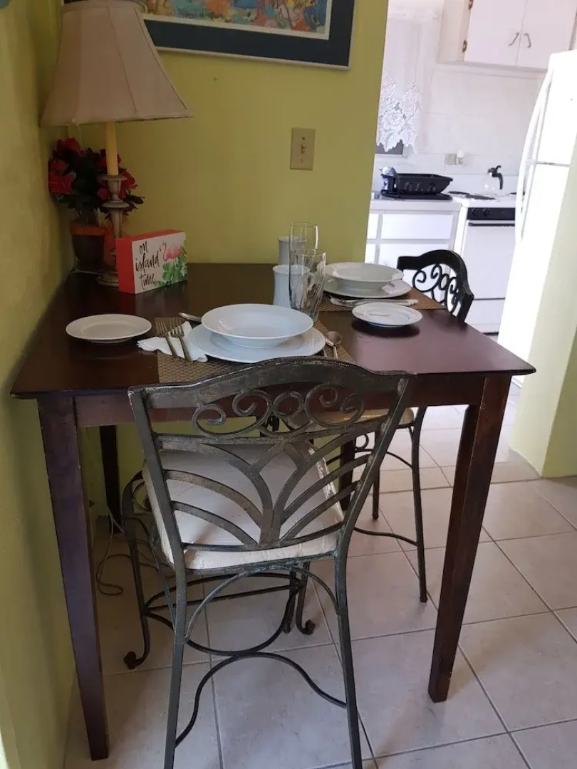 Bermuda Connections Guest House