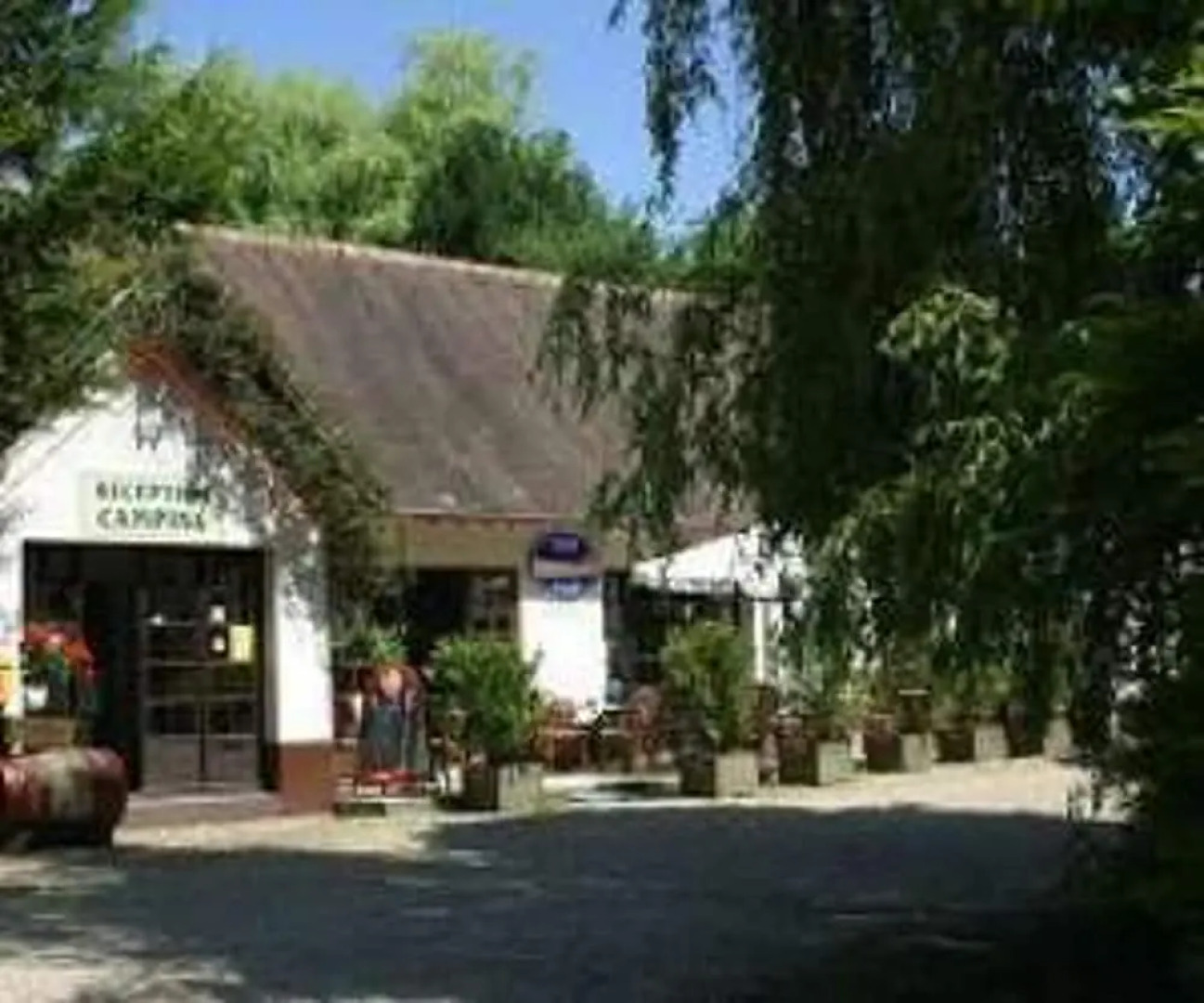 Bungalow With 2 Bedrooms in Blangy-le-château, With Furnished Garden a