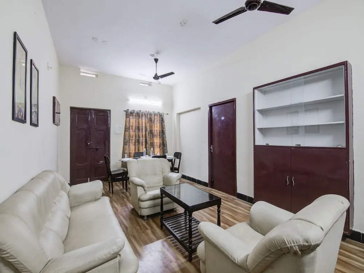 OYO 15394 Sunrise Villas