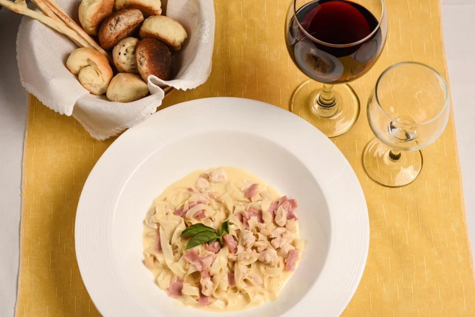 La Tour Hotel Boutique