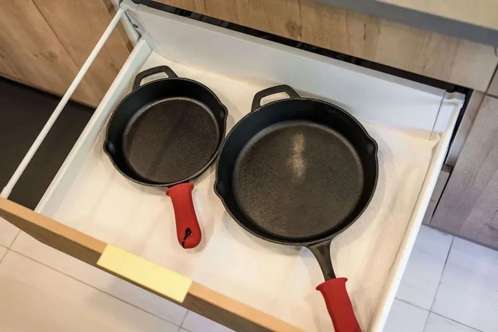 Modern Serenity Near LA Tranquil 3BR Stay