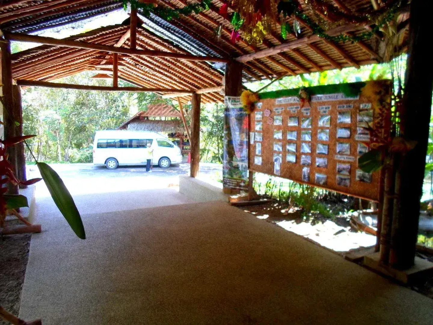 The Cliff and River Jungle Resort