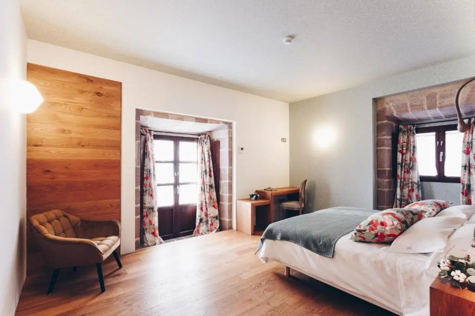 Arha Casona de Carmona (Antiguo Parador de Carmona-Cantabria)