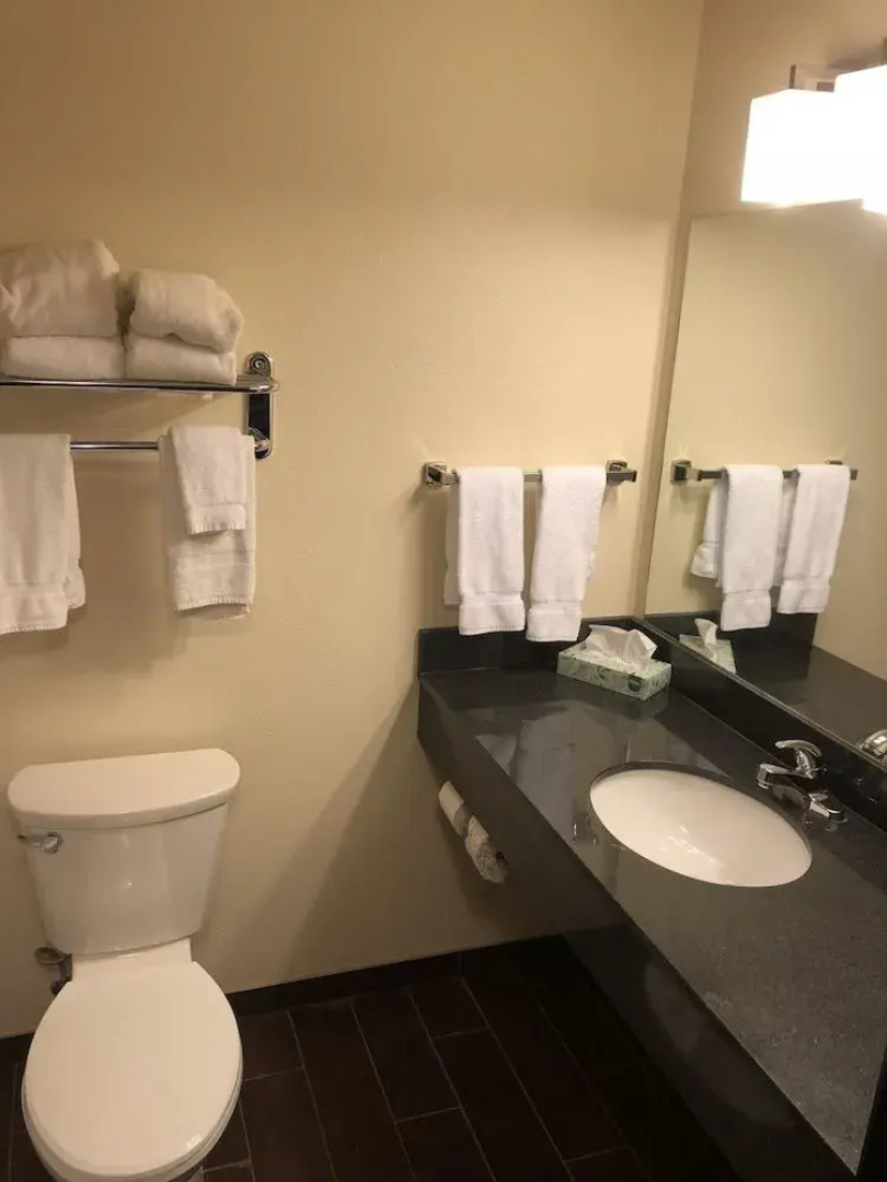 Black Gold Suites Stanley