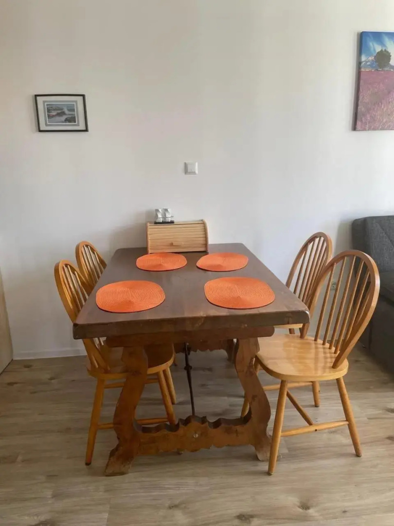 Felicita Aivazovski Park Ap H28