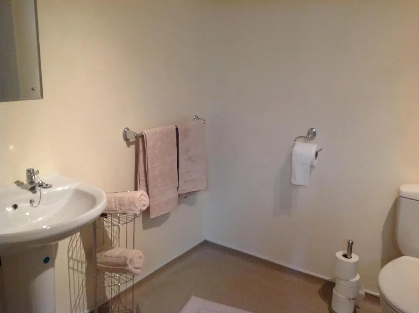 Vulcan Lodge Cottages