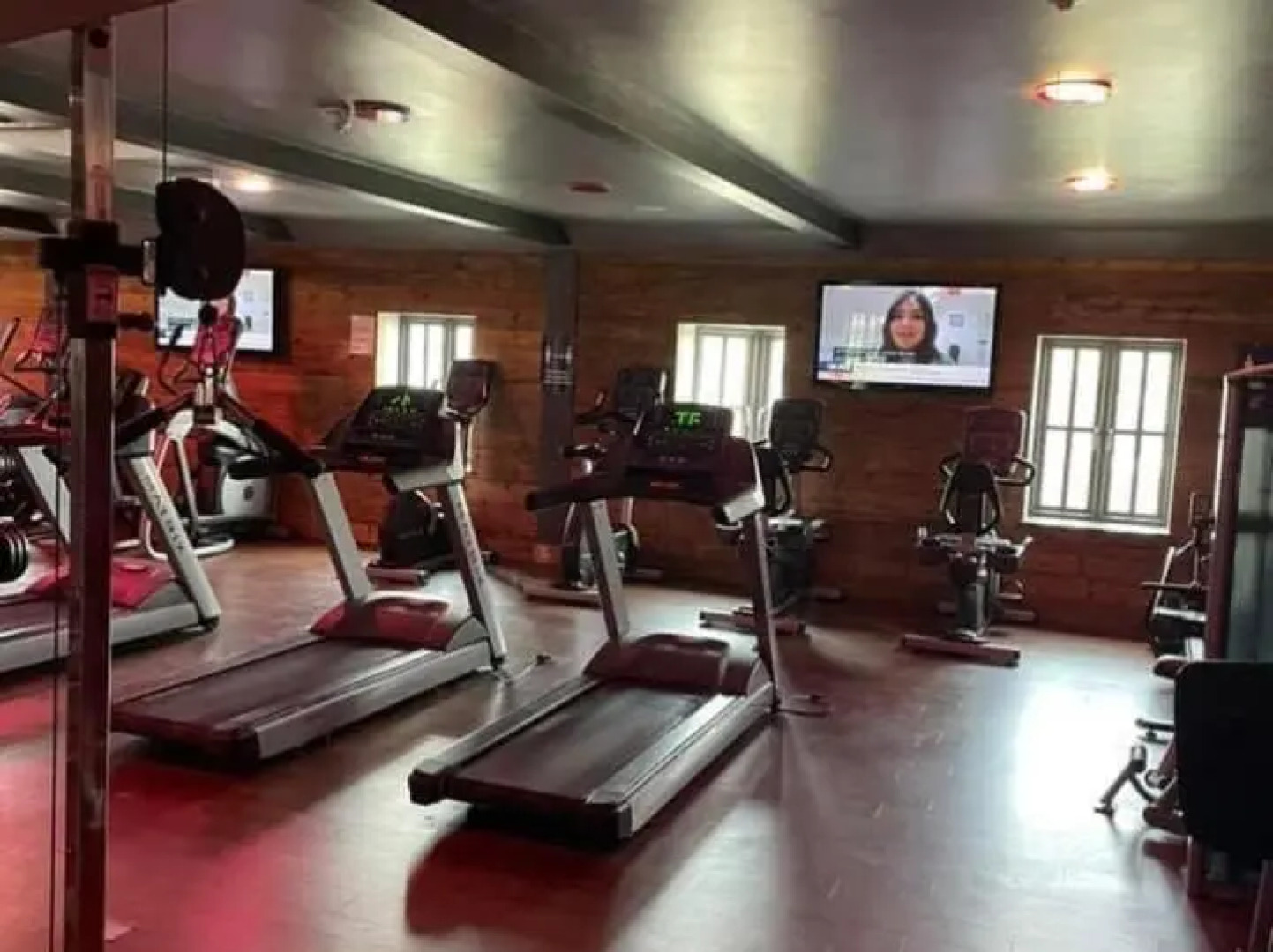 Dream Weaver 2 Bedroomed cottage on The Bay, Filey with on-site gym and swimming pool