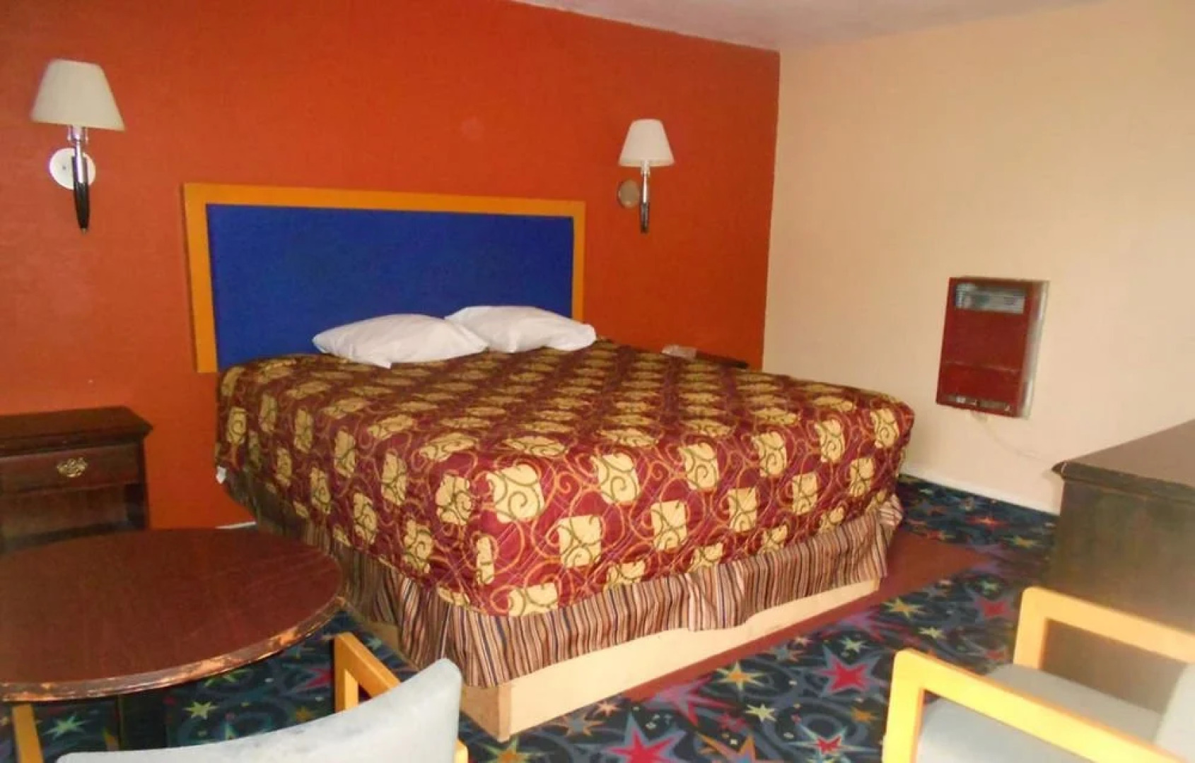 Travelers Motor Inn