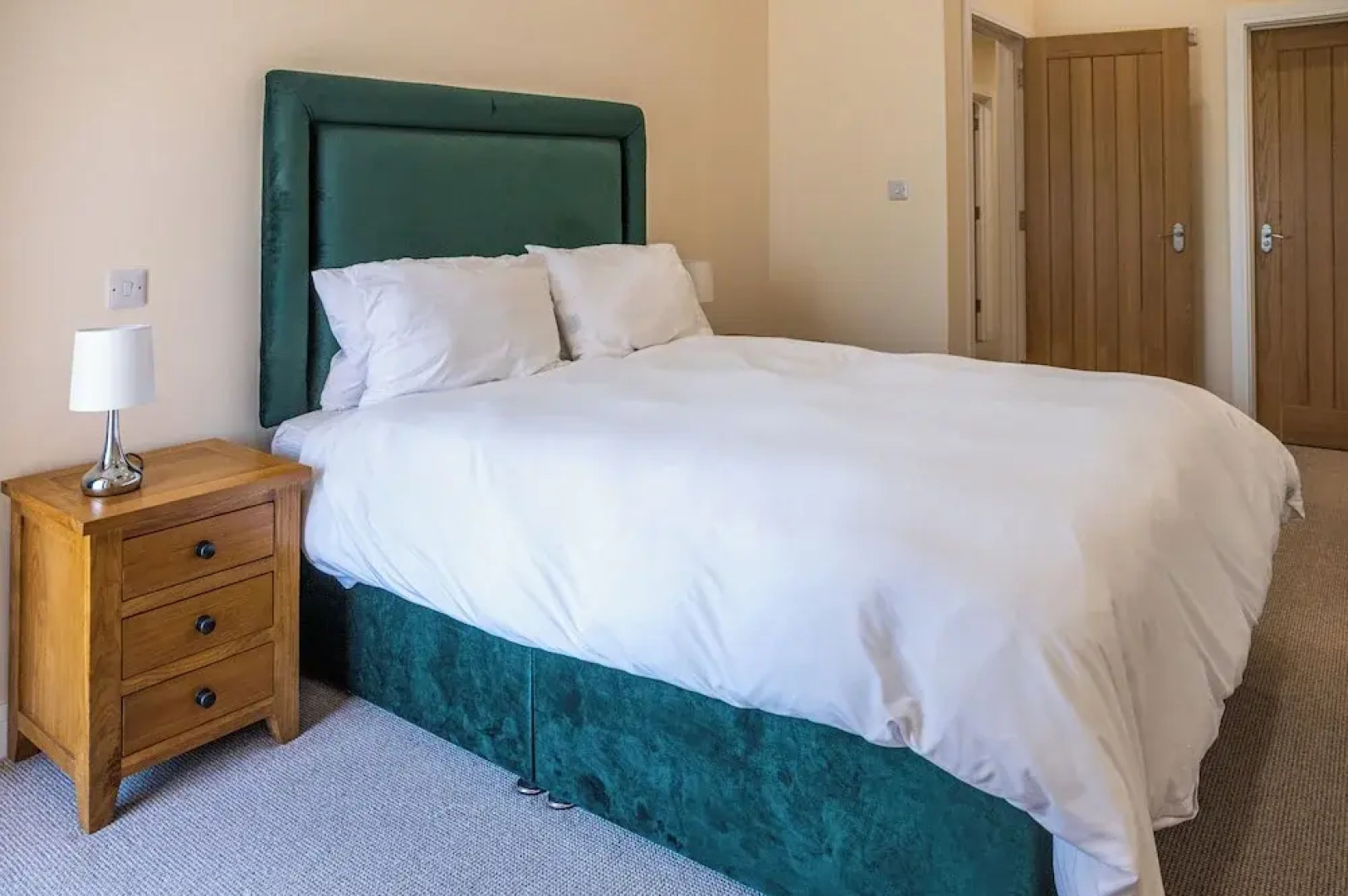 Bears Court North Barn 7