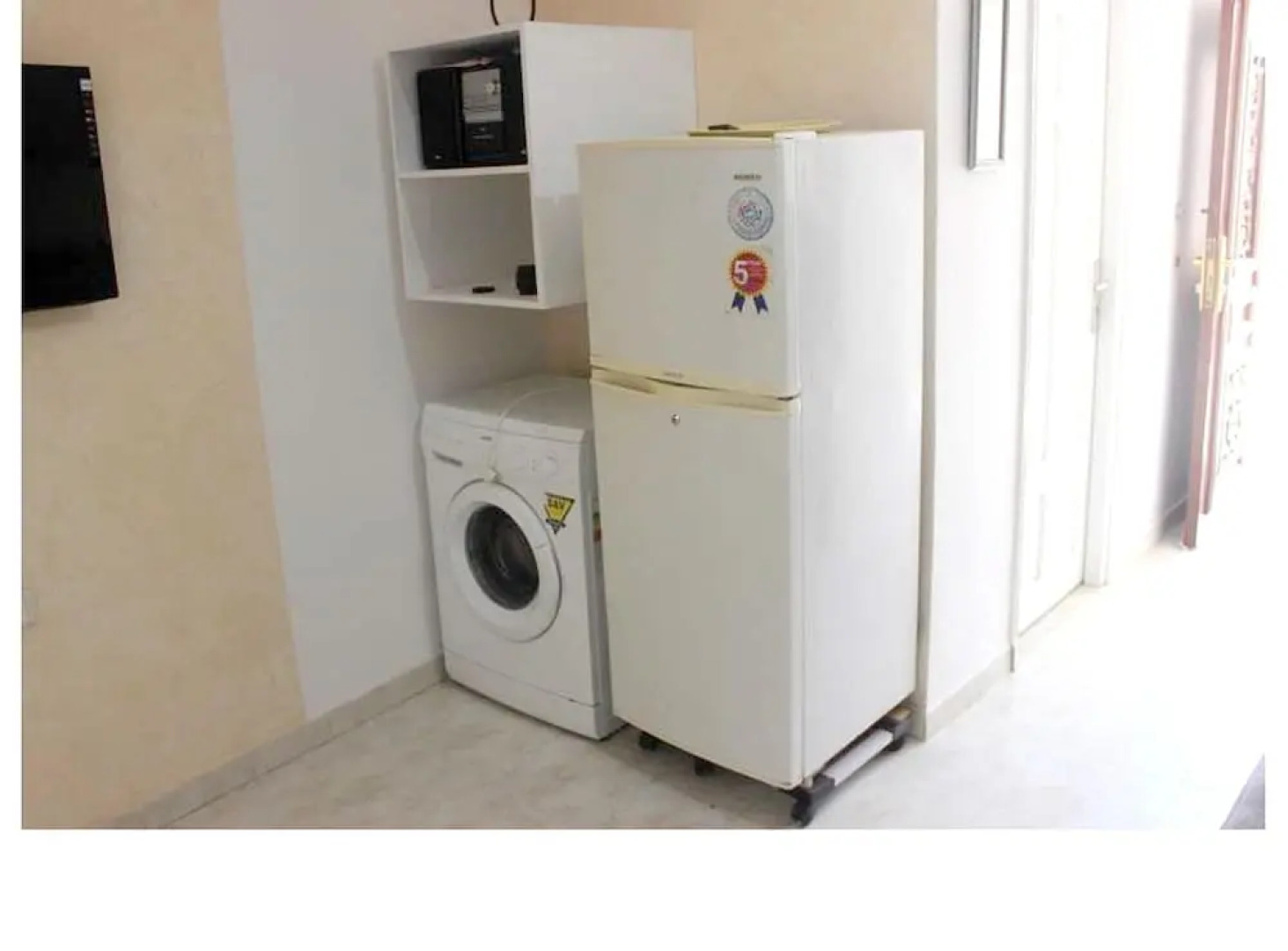 Studio in Erriadh, With Wonderful sea View, Enclosed Garden and Wifi -