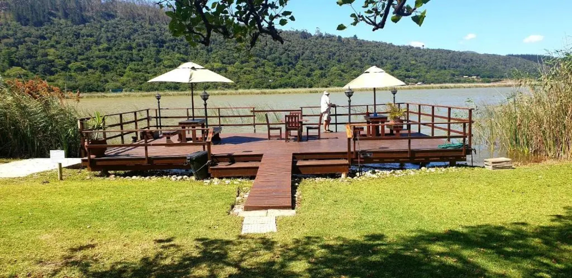 Sedgefield Apartment On The Lake