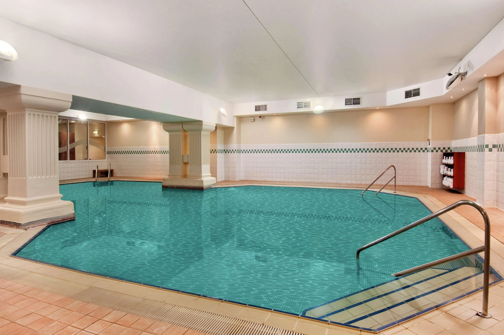 DoubleTree by Hilton Brighton Metropole