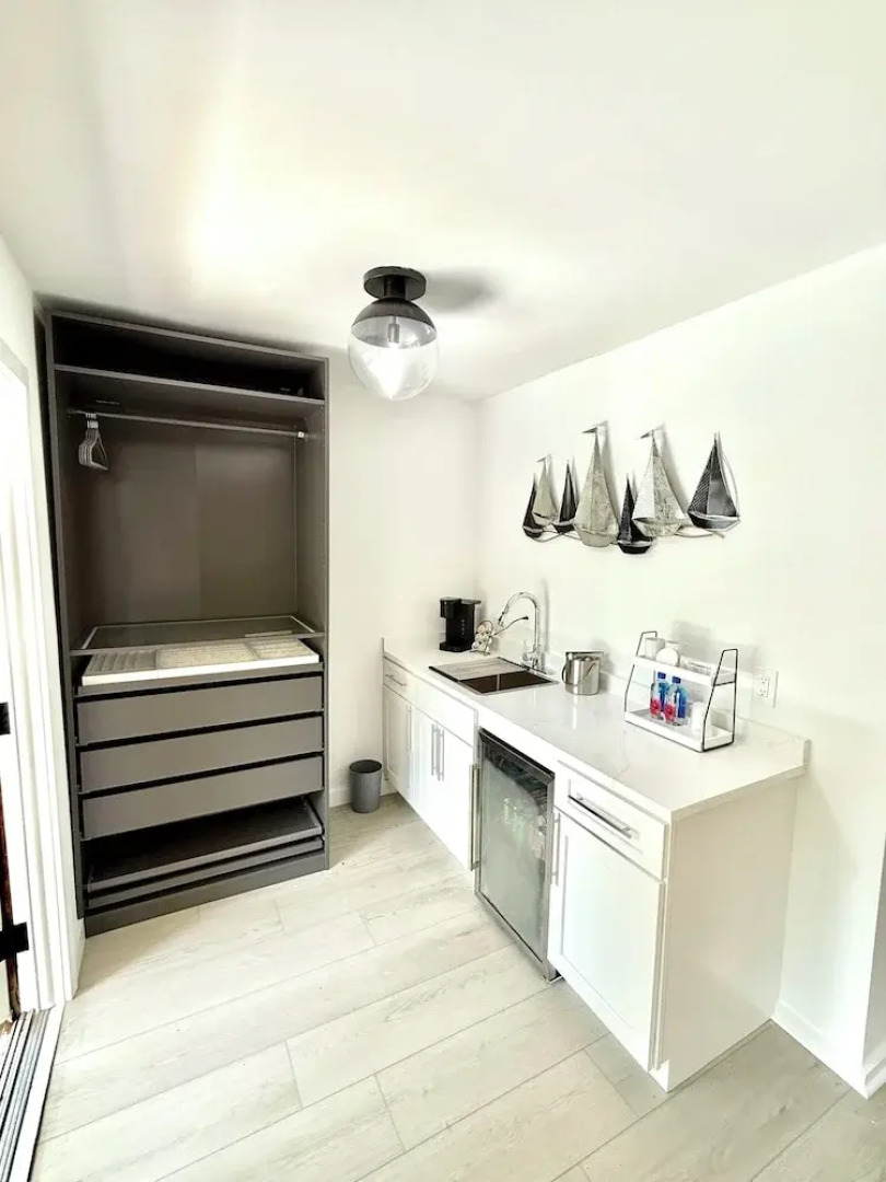 Wainscott Woods Retreat