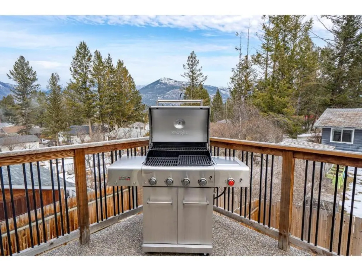 Nordic Village I Balcony & BBQ I Sleeps 17 I TV