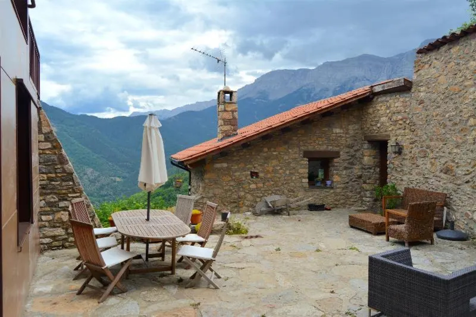 Casa Rural Al Pirineu