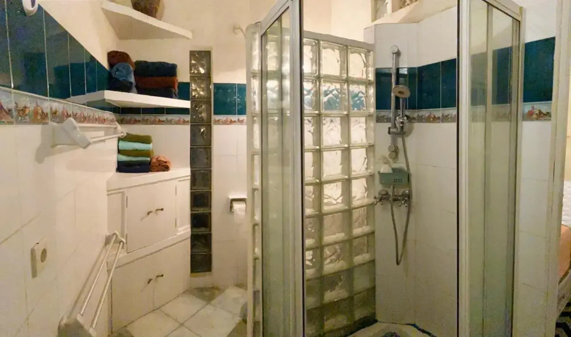 Shady Grove Healing Centre and Homestay